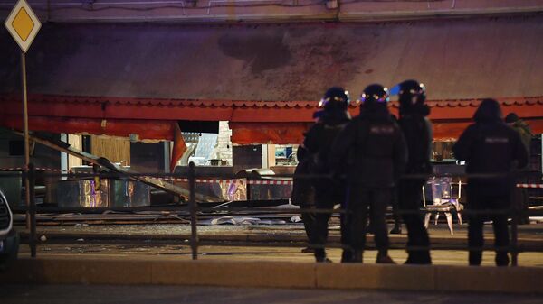 СК показал видео с места взрыва в кафе в Петербурге, где погиб Татарский