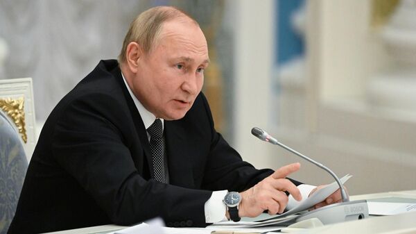 LIVE: Путин встречается с губернатором Московской области Воробьевым