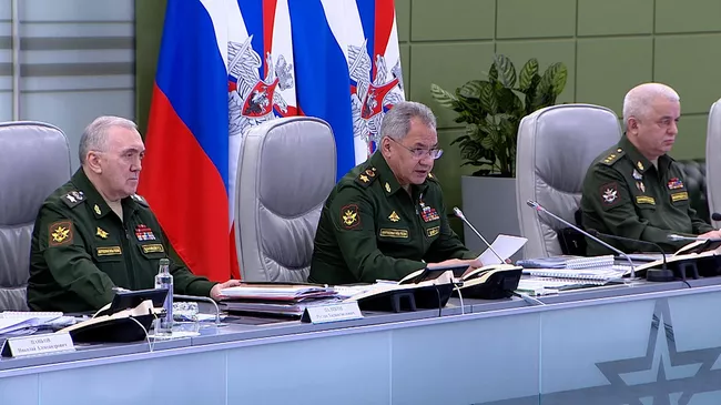Шойгу о ходе СВО и самолетах Белоруссии с ядерным оружием