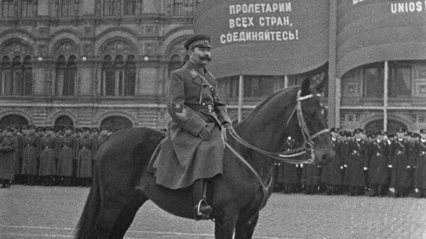 Командующий парадом, маршал Советского Союза Семен Михайлович Буденный на Красной площади в Москве. 7 ноября 1937 года