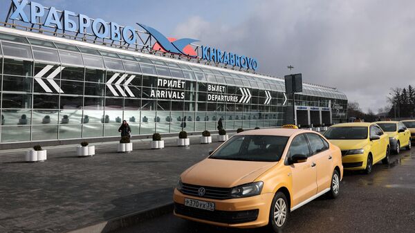Здание международного аэропорта Храброво в Калининграде