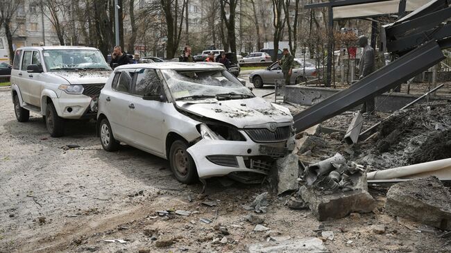 Последствия обстрела рынка в Донецке