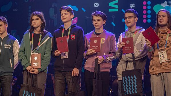 Московские старшеклассники стали абсолютными победителями Всероссийской олимпиады школьников по информатике