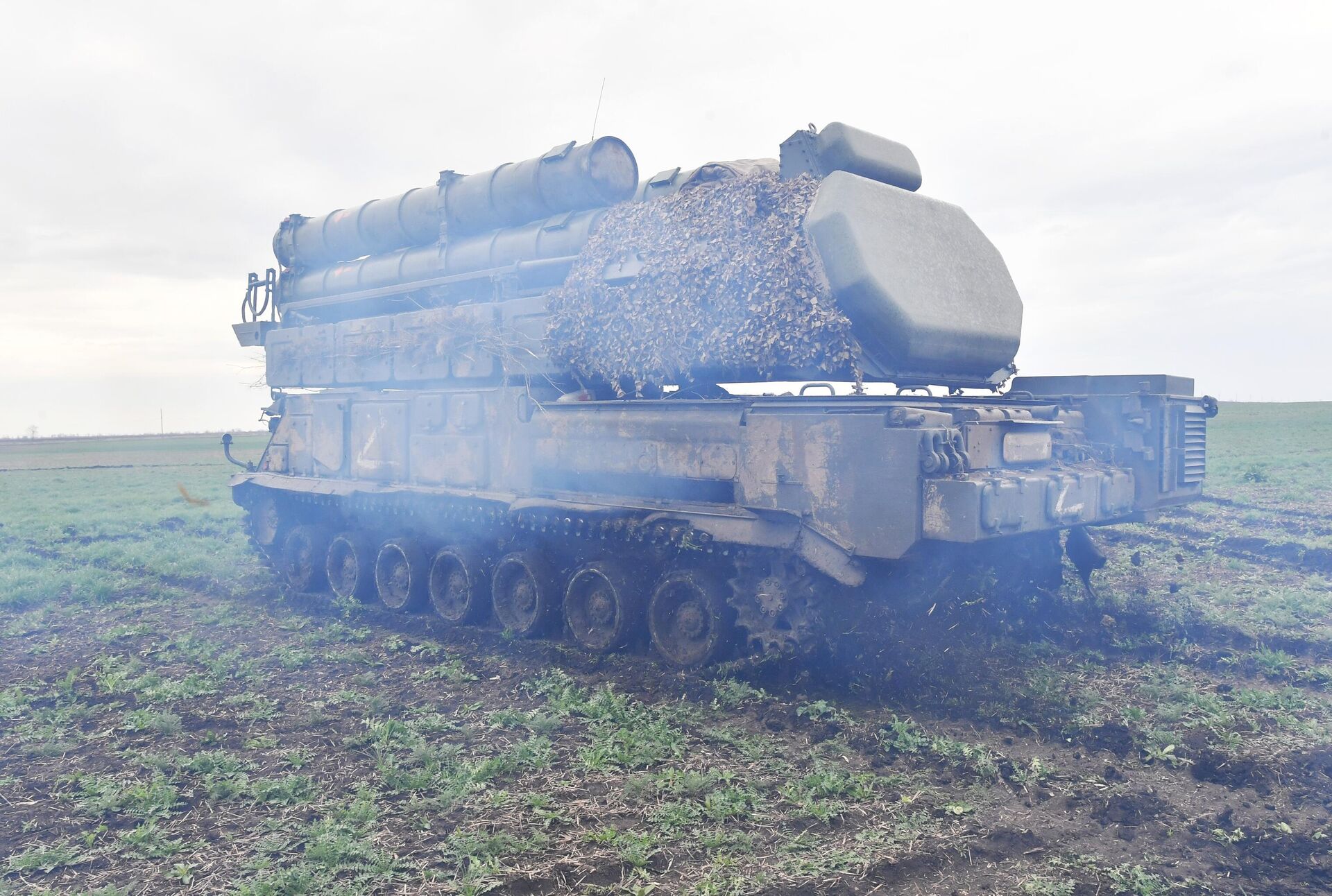 Зенитно-ракетный комплекс Бук-М3 ПВО ЮВО ВС РФ на позиции в зоне СВО - РИА Новости, 1920, 03.05.2024