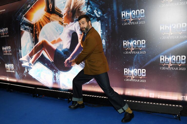 Телеведущий, актер Иван Ургант на премьере фильма Вызов режиссера Клима Шипенко в кинотеатре КАРО 11 Октябрь в Москве Телеведущий, актер Иван Ургант на премьере фильма Вызов режиссера Клима Шипенко в кинотеатре КАРО 11 Октябрь в Москве