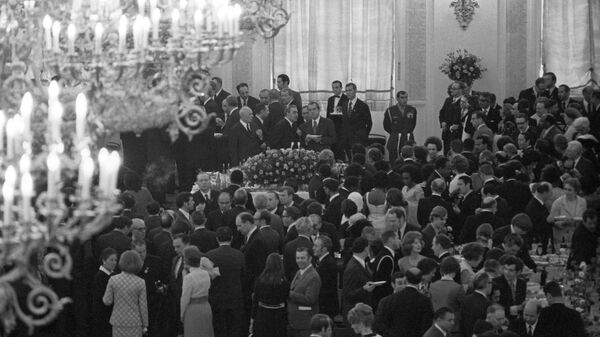 Президент США Ричард Никсон с супругой Патрицией на приеме в Георгиевском зале Большого Кремлевского дворца съездов, 1972 год