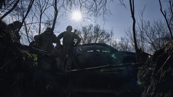 Украинские солдаты возле Артемовска. Архивное фото
