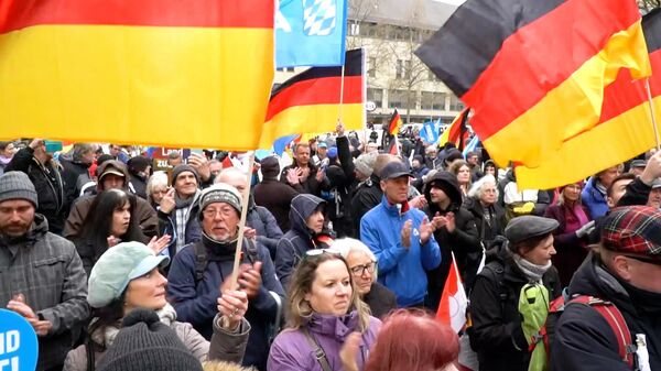 Митинг в Германии: Мы хотим мирно жить в Европе с Россией