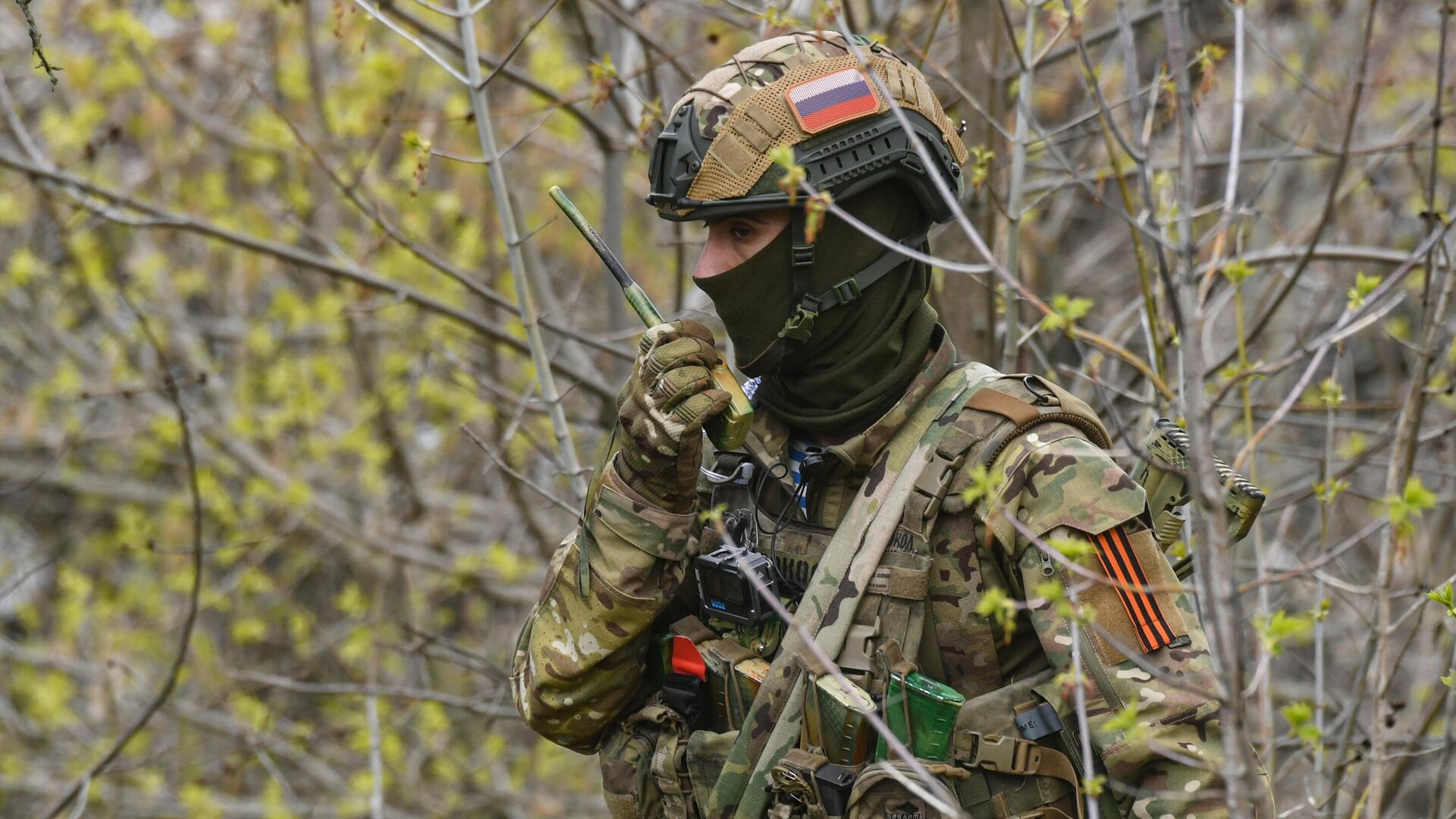 Военнослужащий подразделения ВДВ во время подготовки штурмовых групп - РИА Новости, 1920, 26.09.2023