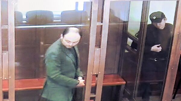 Владимир Кара-Мурза* во время видеотрансляции в Московском городском суде, где проходит оглашение приговора