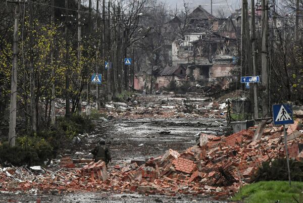 Разрушения в центре Артемовска