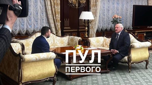 Александр Лукашенко и Денис Пушилин во время встречи в Минске
