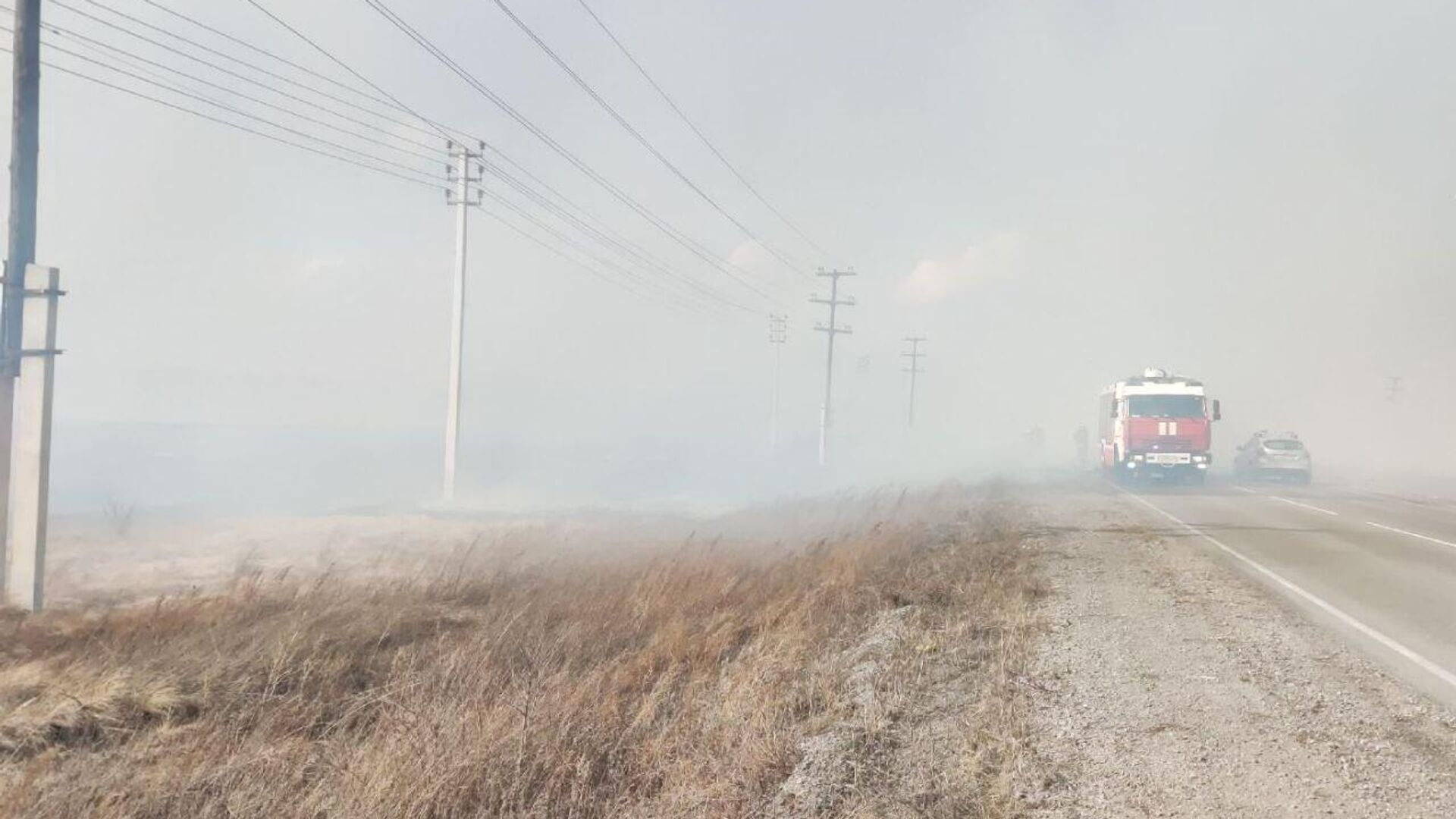 Ландшафтный пожар в Усть-Абаканском районе Хакасии - РИА Новости, 1920, 18.04.2023