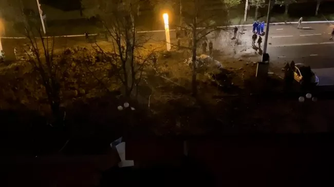 Кадры из Белгорода, где в результате взрыва машину отбросило на крышу магазина