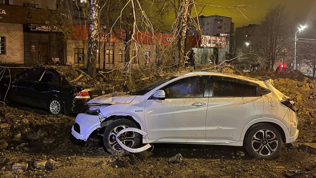 При взрывах в Белгороде пострадали десять квартир и восемь машин - РИА  Новости, 21.04.2023