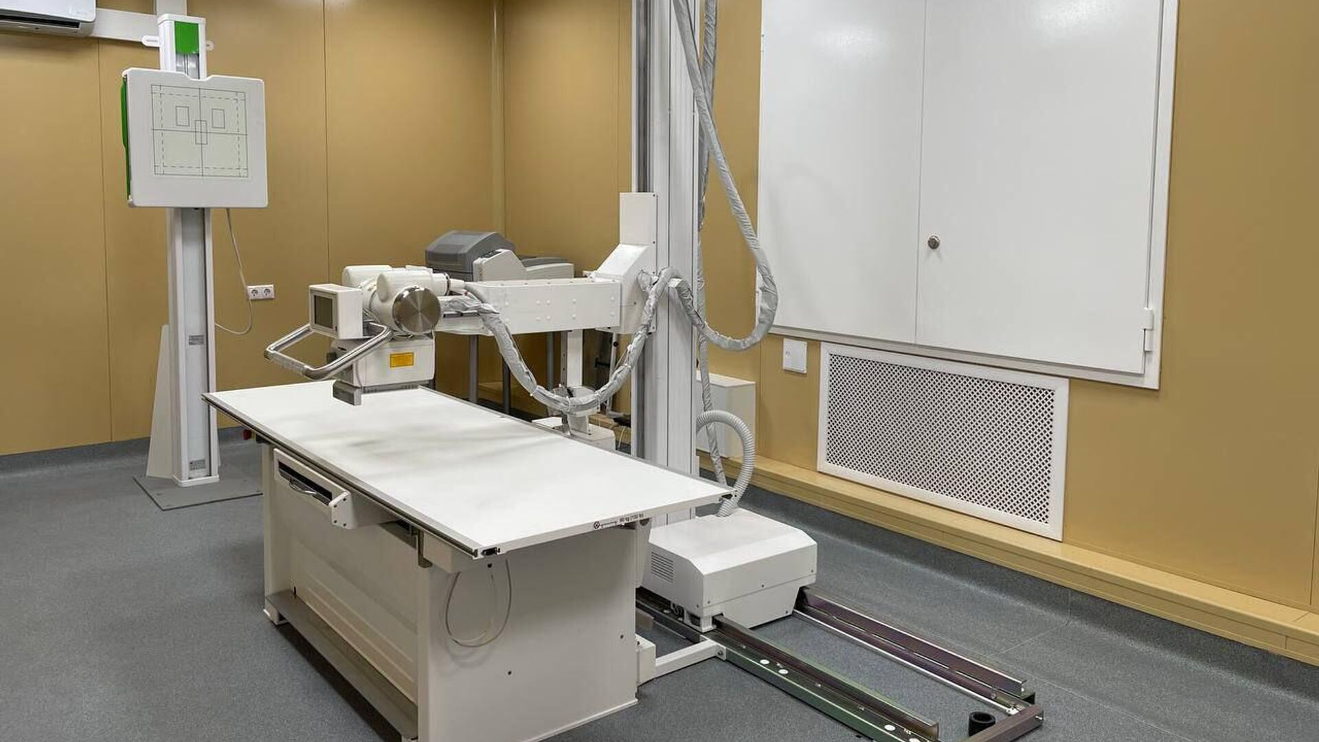 Почти 50 рентгенаппаратов поступило в больницы Подмосковья с 2022 года - РИА Новости, 1920, 21.04.2023