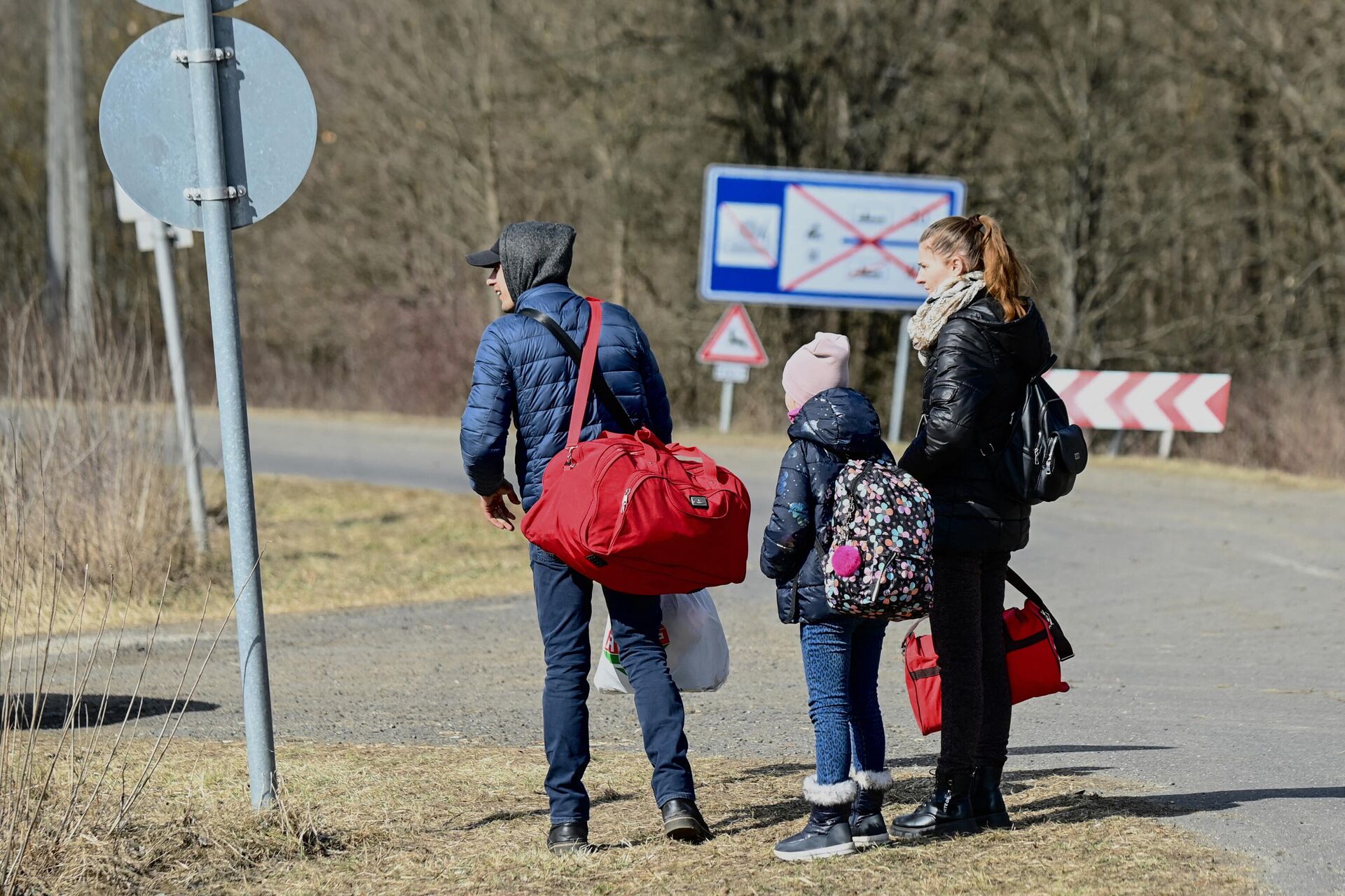 Украинские беженцы в Лоне, недалеко от венгерско-украинской границы - РИА Новости, 1920, 24.04.2023