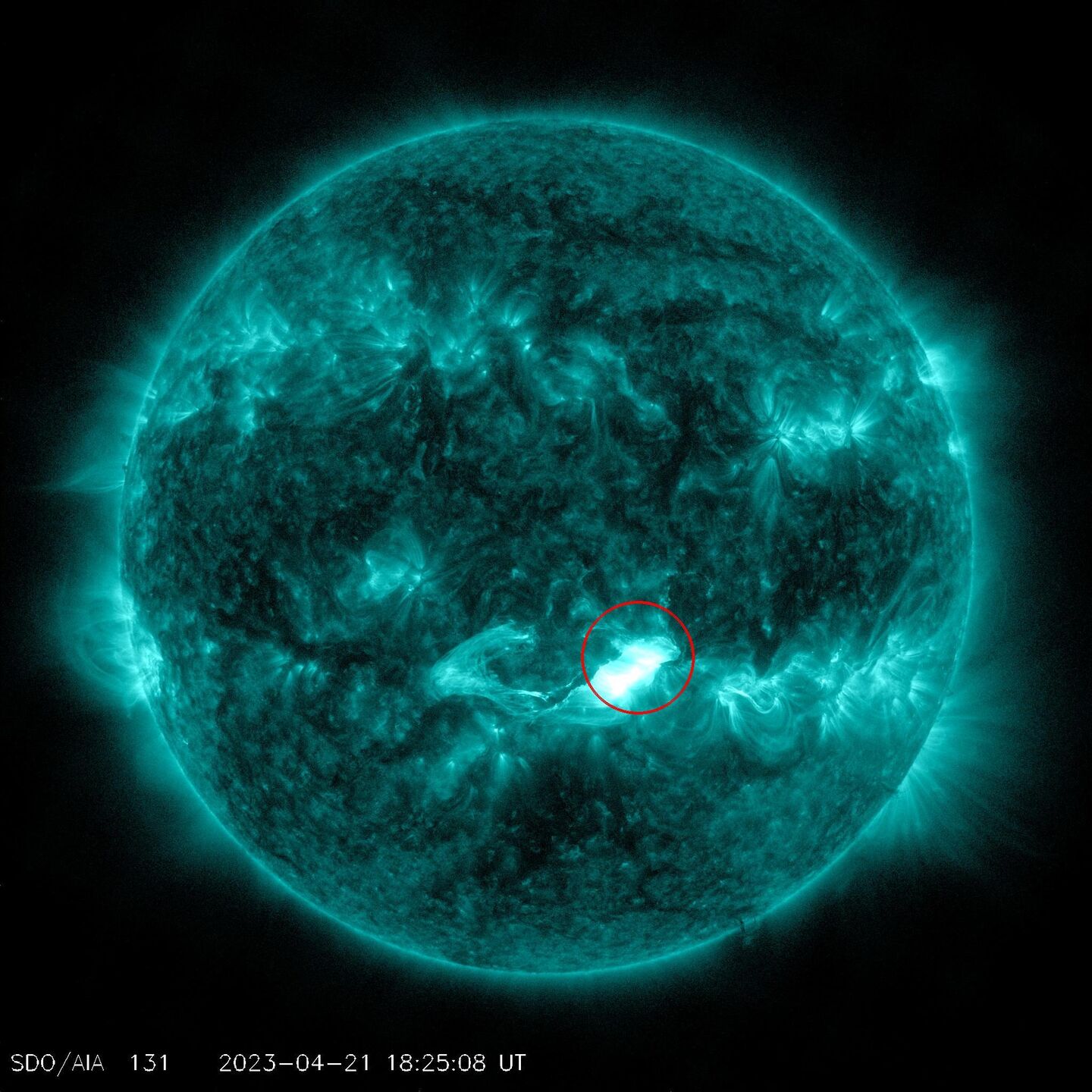 Η έκλαμψη M1.7 που συνέβη στον Ήλιο στις 21 Απριλίου 2023