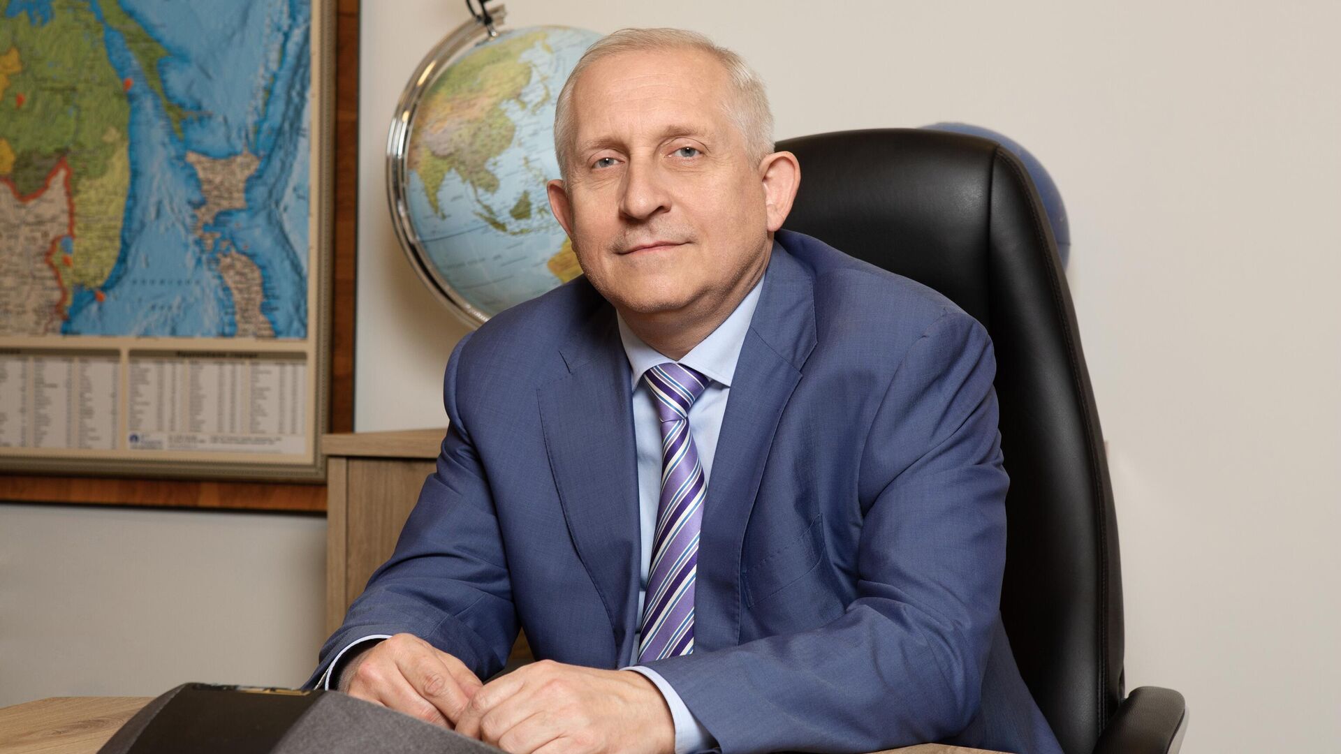 Исполнительный директор Фонда Андрея Мельниченко Александр Чередник - РИА Новости, 1920, 26.04.2023