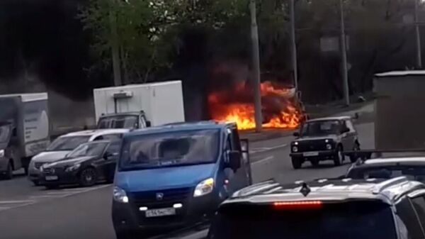 Газель загорелась после ДТП в Нижнем Новгороде