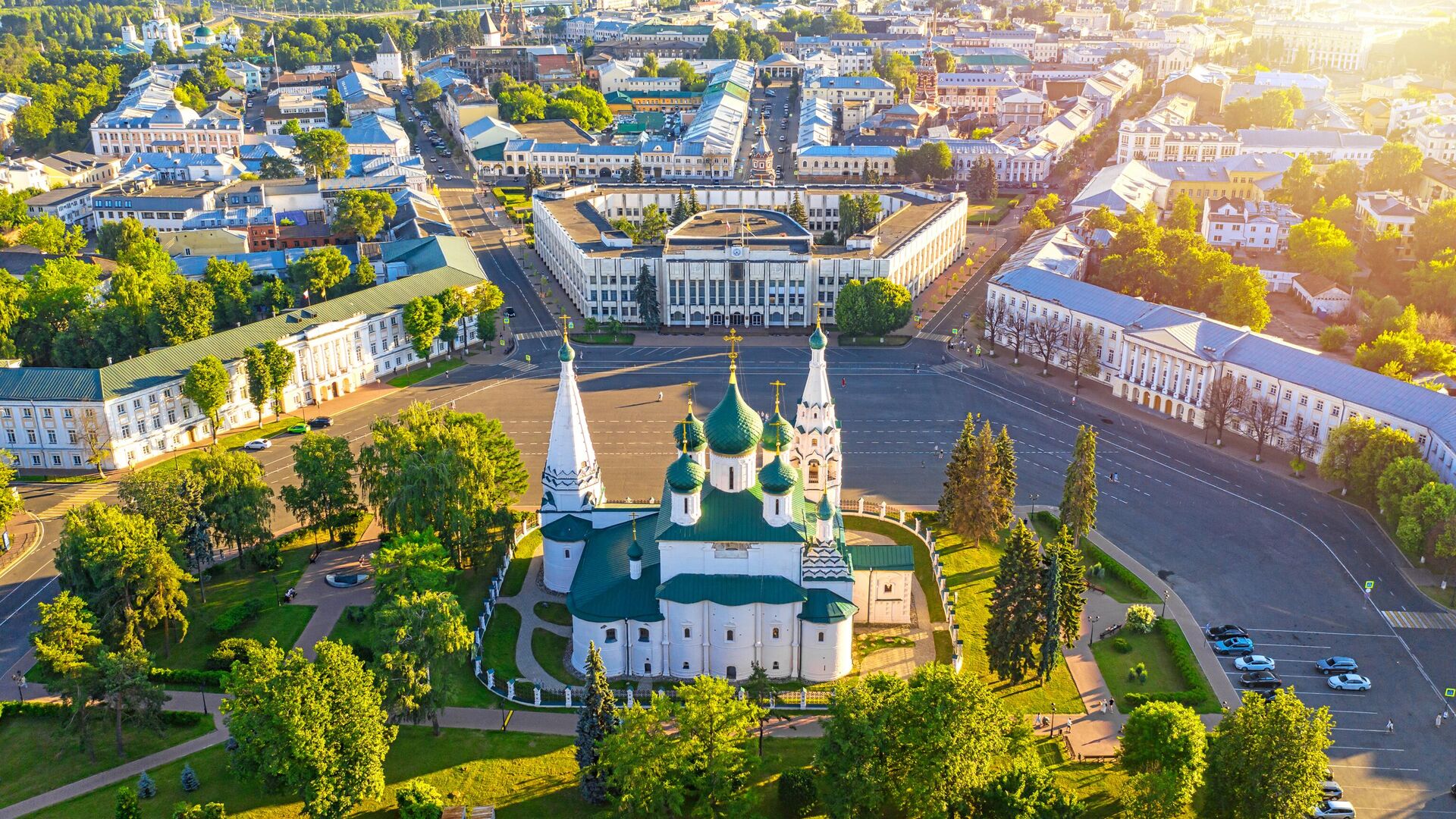 Вид на церковь Илии Пророка и центр города Ярославля - РИА Новости, 1920, 25.05.2023
