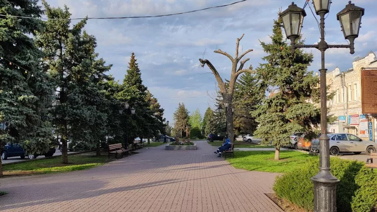 Бульвар в Азове Бульвар в Азове