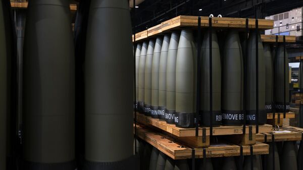 Востребованные ВСУ 155-мм гаубичные снаряды M795 на заводе боеприпасов в Скрэнтоне, США. Архивное фото