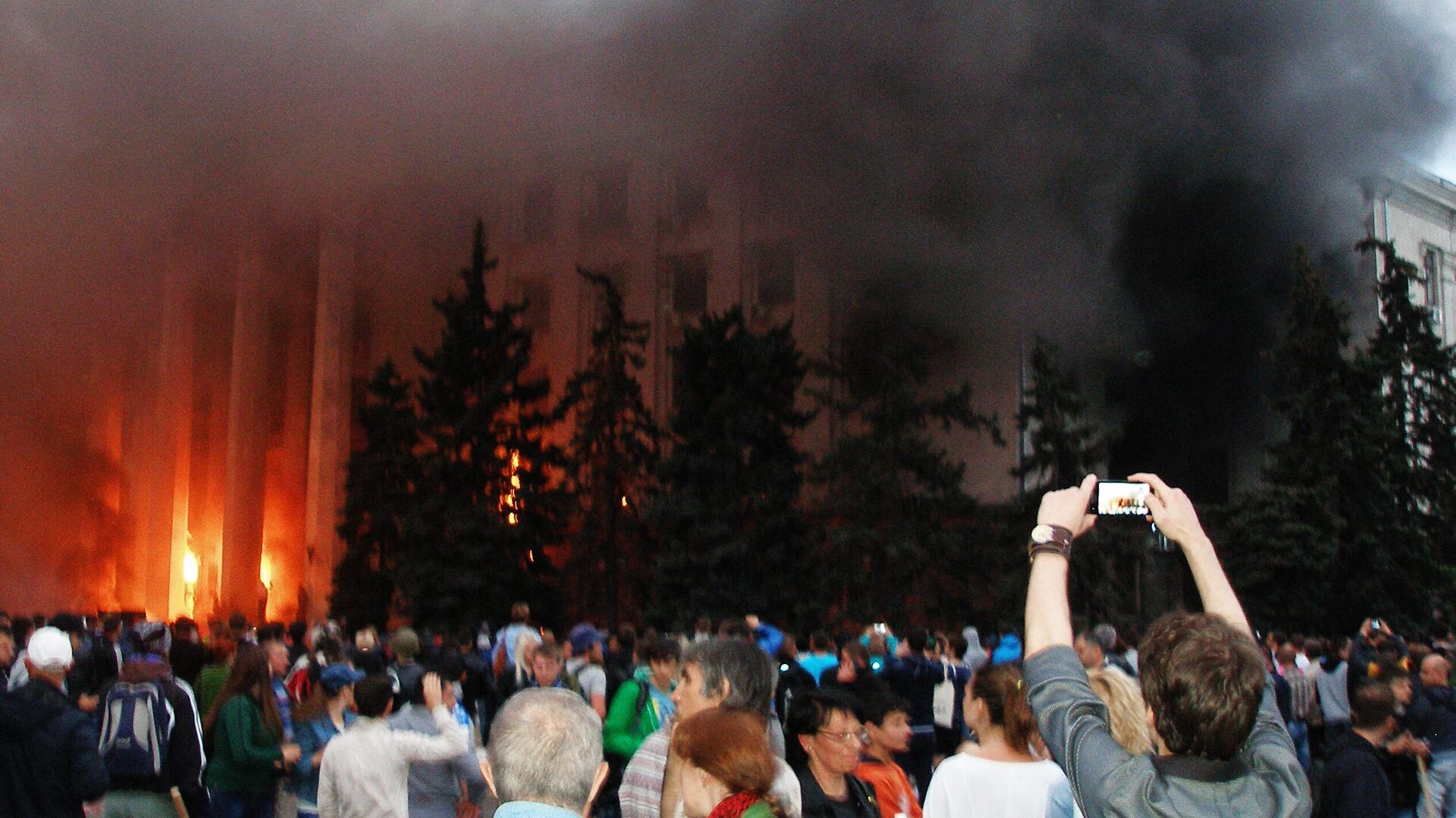 Пожар в Доме профсоюзов в Одессе. 2 мая 2014 года - РИА Новости, 1920, 02.05.2024