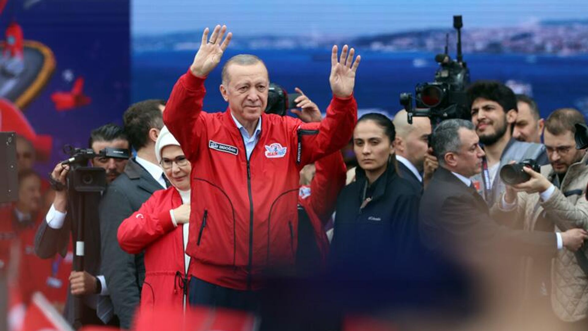 Президент Турции Реджеп Тайип Эрдоган на фестивале авиакосмических технологий Teknofest в Стамбуле - РИА Новости, 1920, 29.04.2023