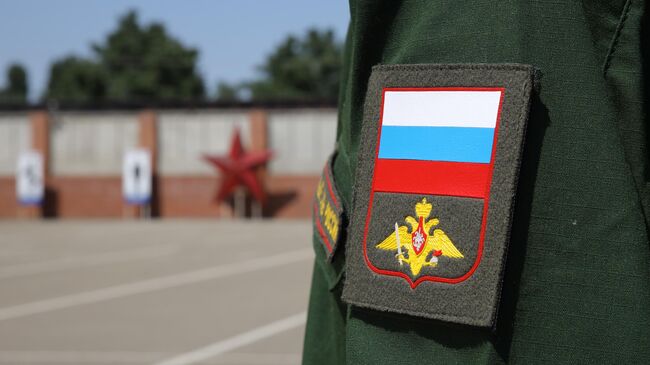 Военнослужащий