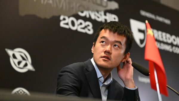 Китайский гроссмейстер Дин Лижэнь