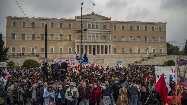 Демонстрация в День труда в Афинах