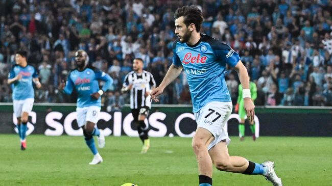 Полузащитник Наполи Хвича Кварацхелия