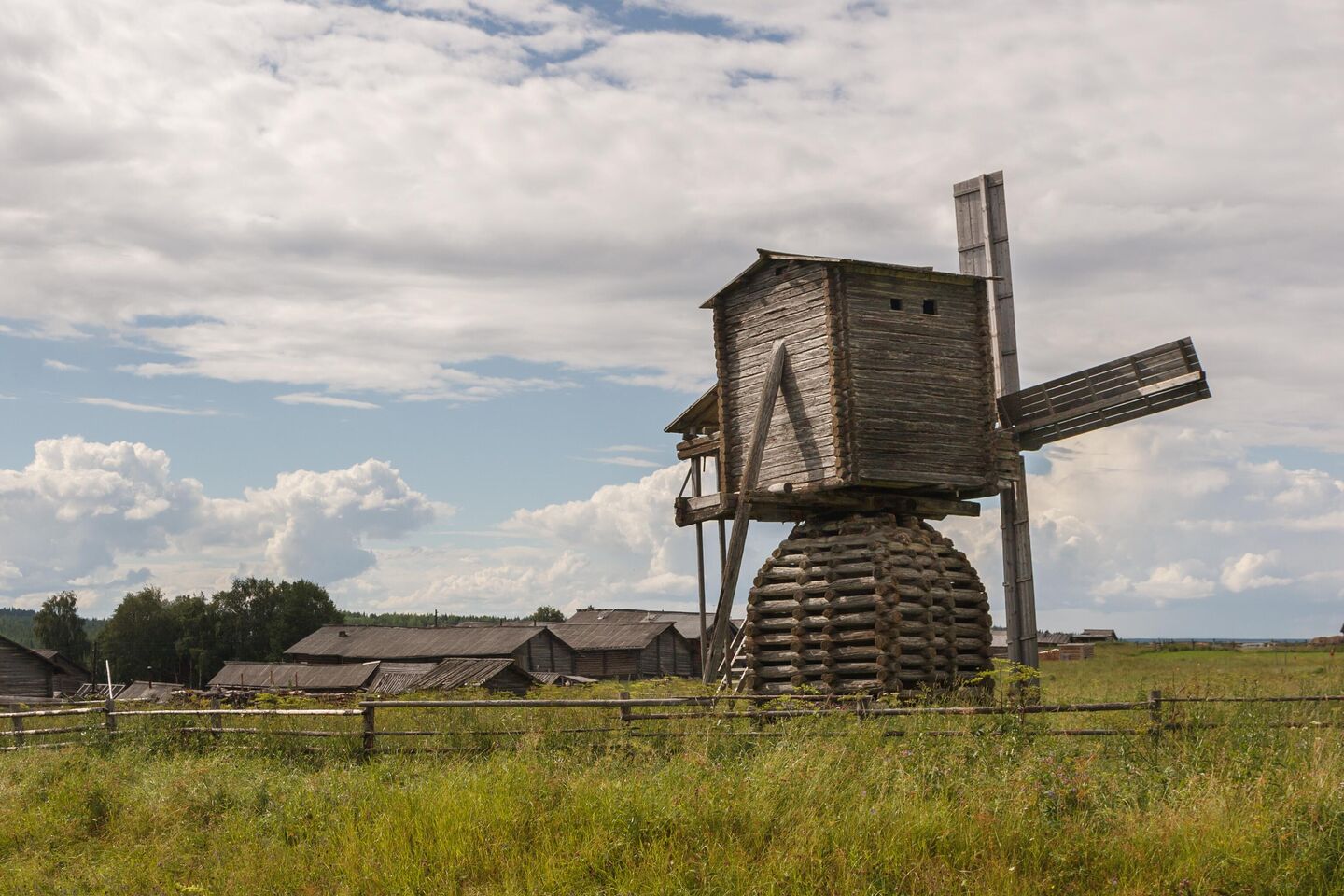 Мельница в деревне Кимжа Мельница в деревне Кимжа