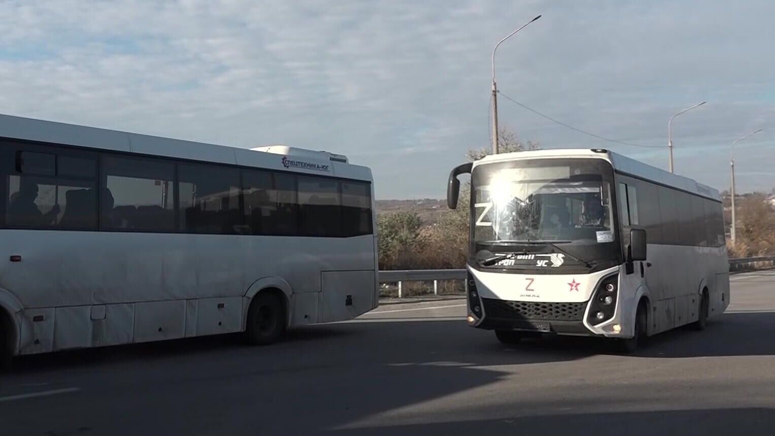 Автобус с российскими военнослужащими, находившимися в украинском плену - РИА Новости, 1920, 06.05.2023