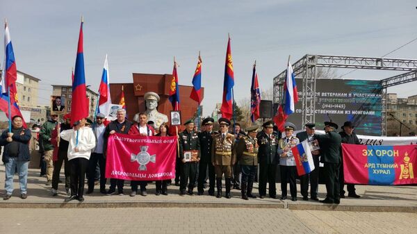 Акция Бессмертный полк прошла в Улан-Баторе