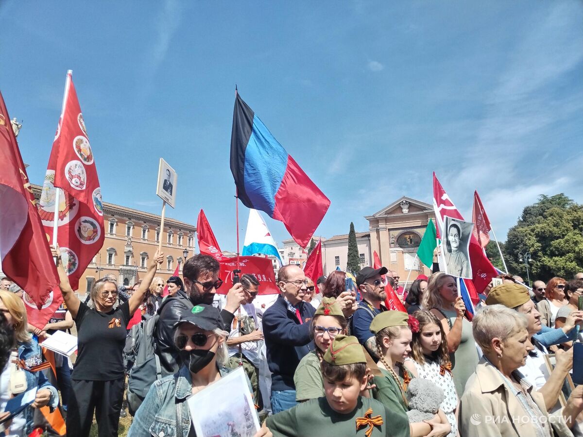 Первый бессмертный полк прошел в