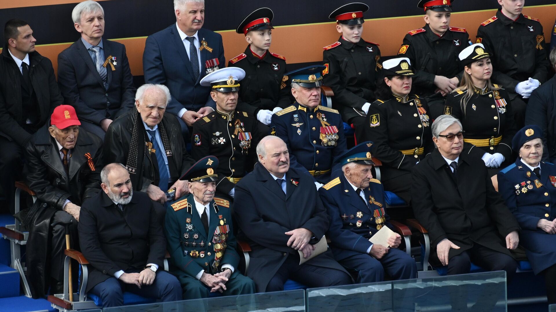 Президент Белоруссии Александр Лукашенко на параде в Москве - РИА Новости, 1920, 10.05.2023