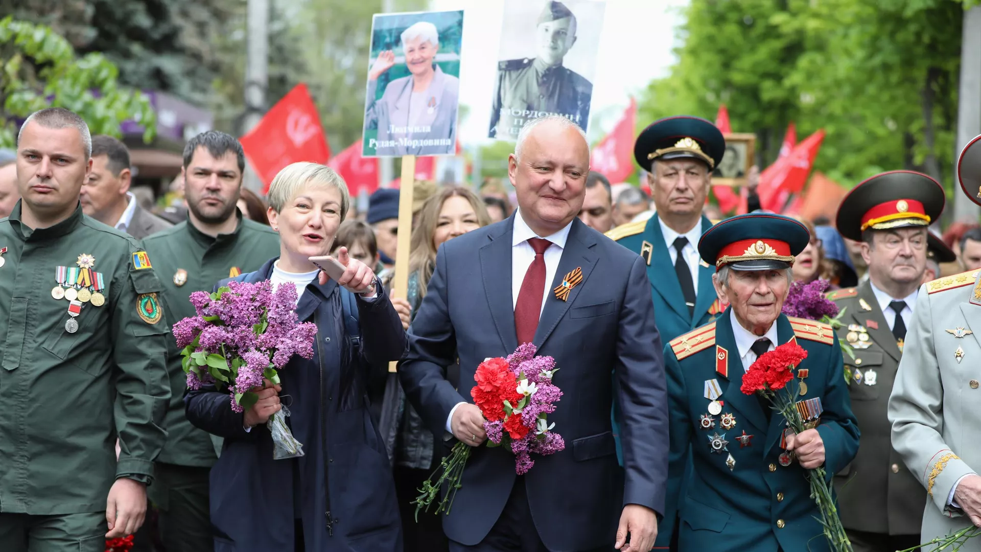 георгиевская лента и бессмертный полк