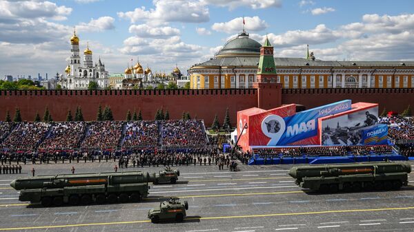 Автономные пусковые установки ПГРК Ярс на параде в Москве, посвященном 78-й годовщине Победы в Великой Отечественной войне