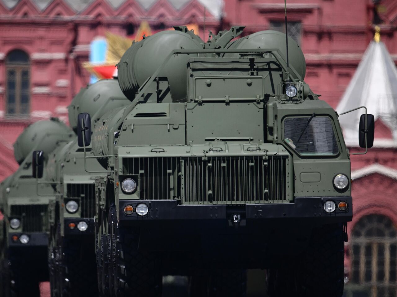 В Москве проверили маршрут следования техники на Парад Победы - РИА  Новости, 02.05.2024