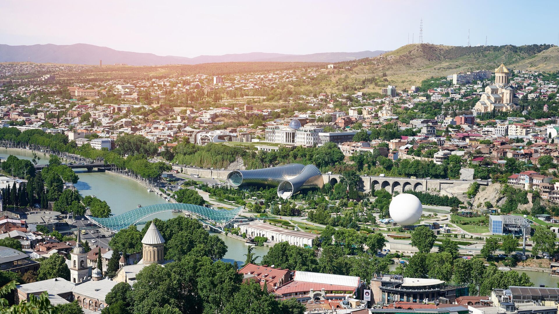 Вид на центр Тбилиси, Грузия  - РИА Новости, 1920, 18.05.2023