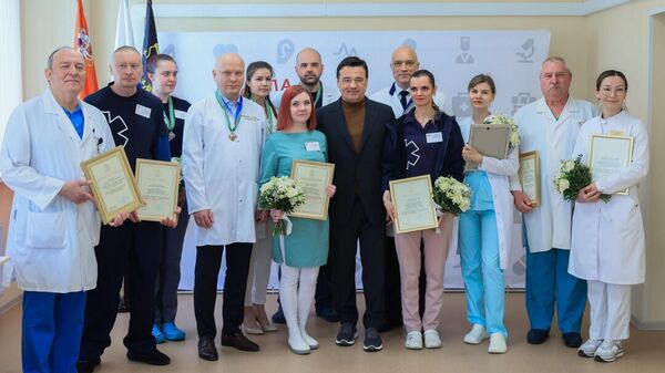 Воробьев поблагодарил медиков химкинской больницы, спасших жизнь девочке после 126 ножевых