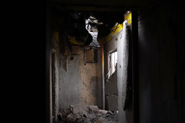 Квартира, разрушенная в результате обстрела со стороны ВСУ из РСЗО HIMARS, в Стаханове