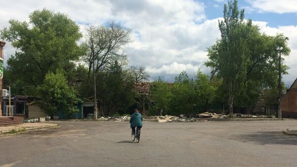 Редкие прохожие на улицах Полог Редкие прохожие на улицах Полог