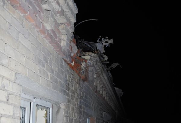 Жилой дом, пострадавший в результате обстрела Горловки со стороны ВСУ