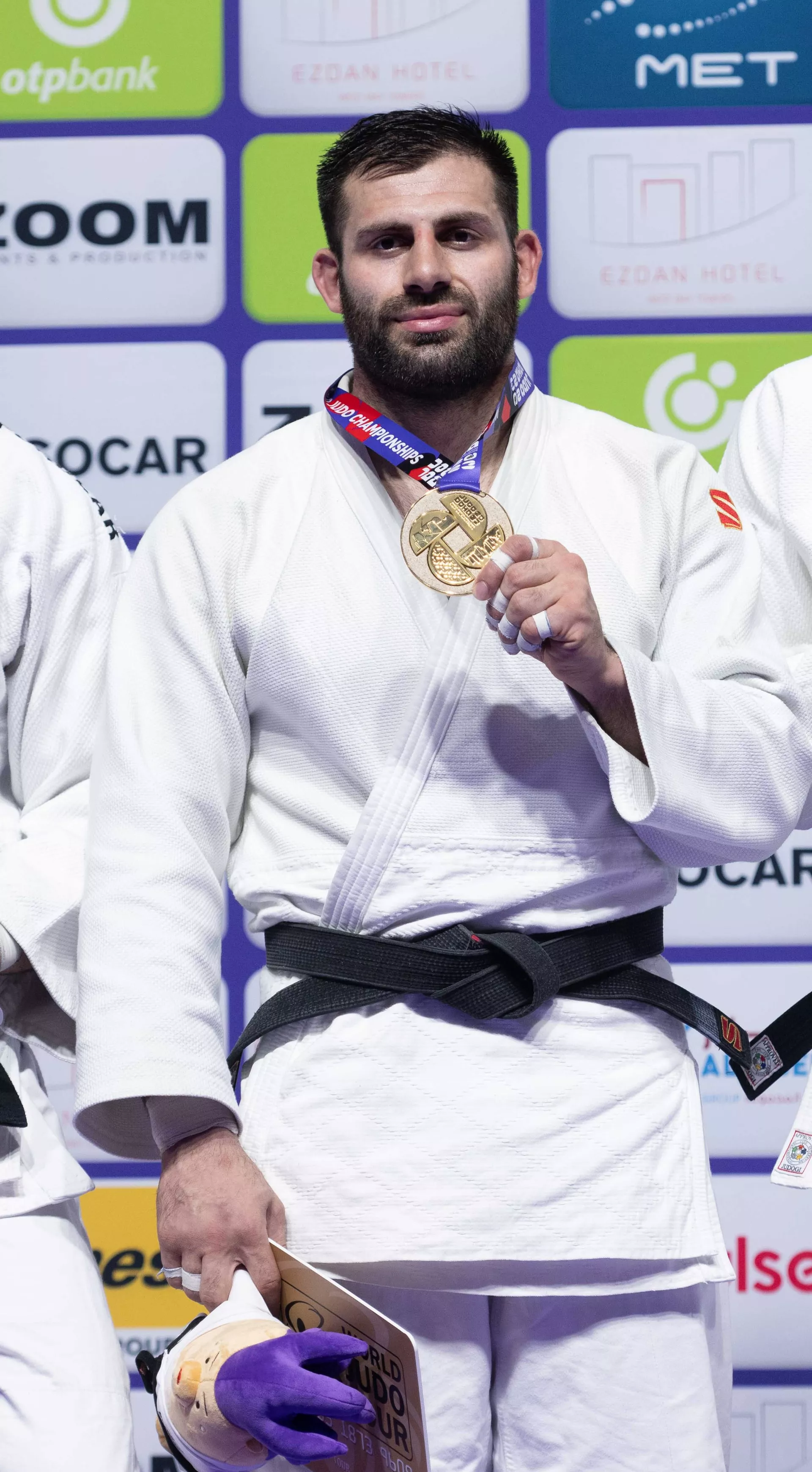 Российский дзюдоист Арман Адамян с золотой медалью чемпионата мира - РИА Новости, 1920, 29.05.2023