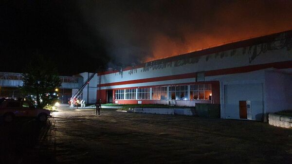 Пожар в покрасочном цех предприятия в городе Тольятти Самарской области