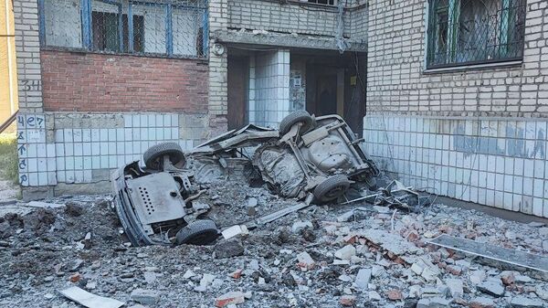 Последствия обстрелов 15 мая в Ясиноватой
