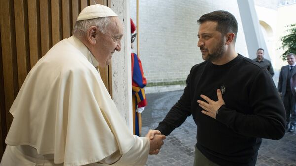 Папа римский Франциск и президент Украины Владимир Зеленский во время встречи